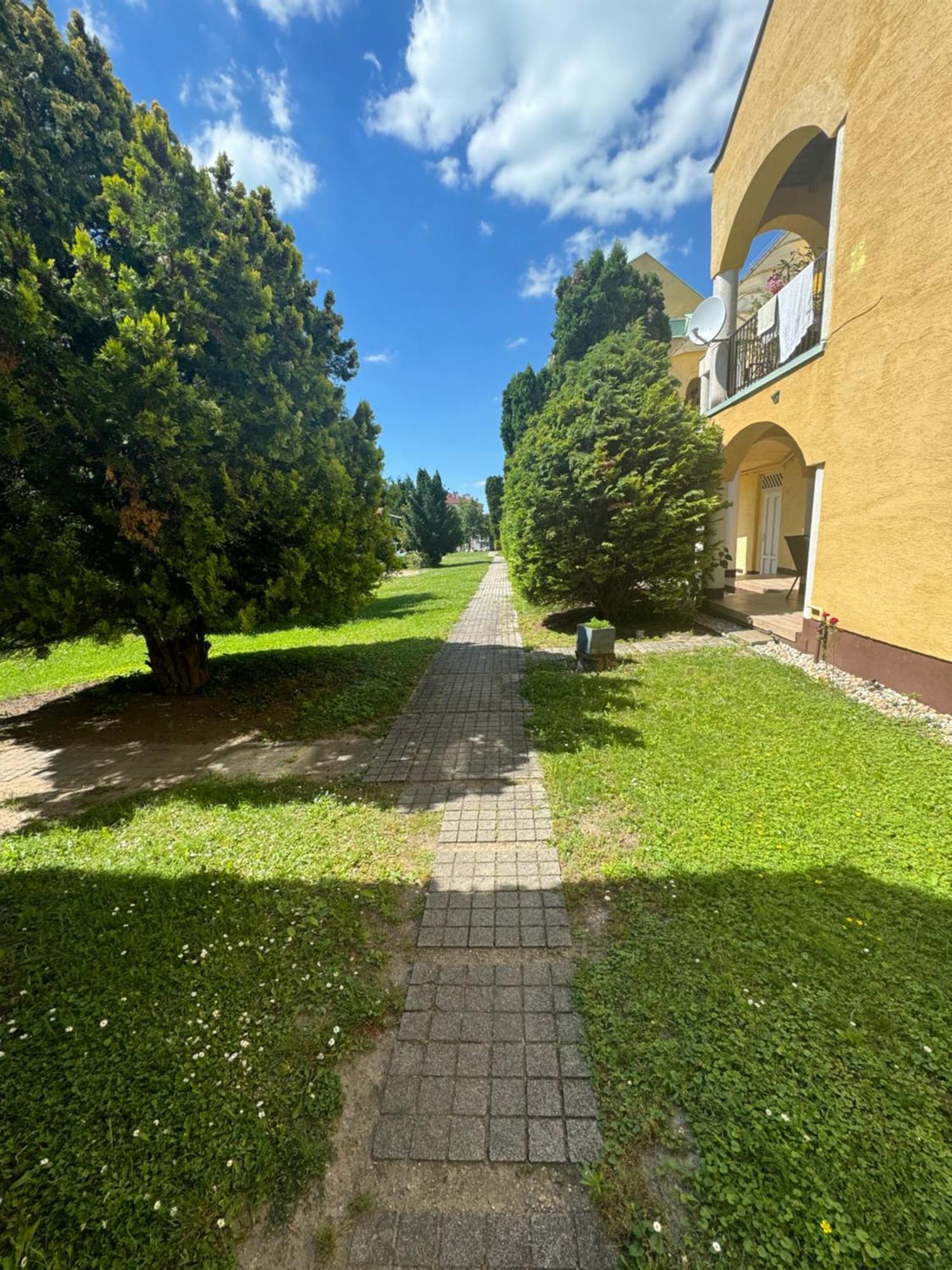 Blathy Apartman Siófok Buitenkant foto