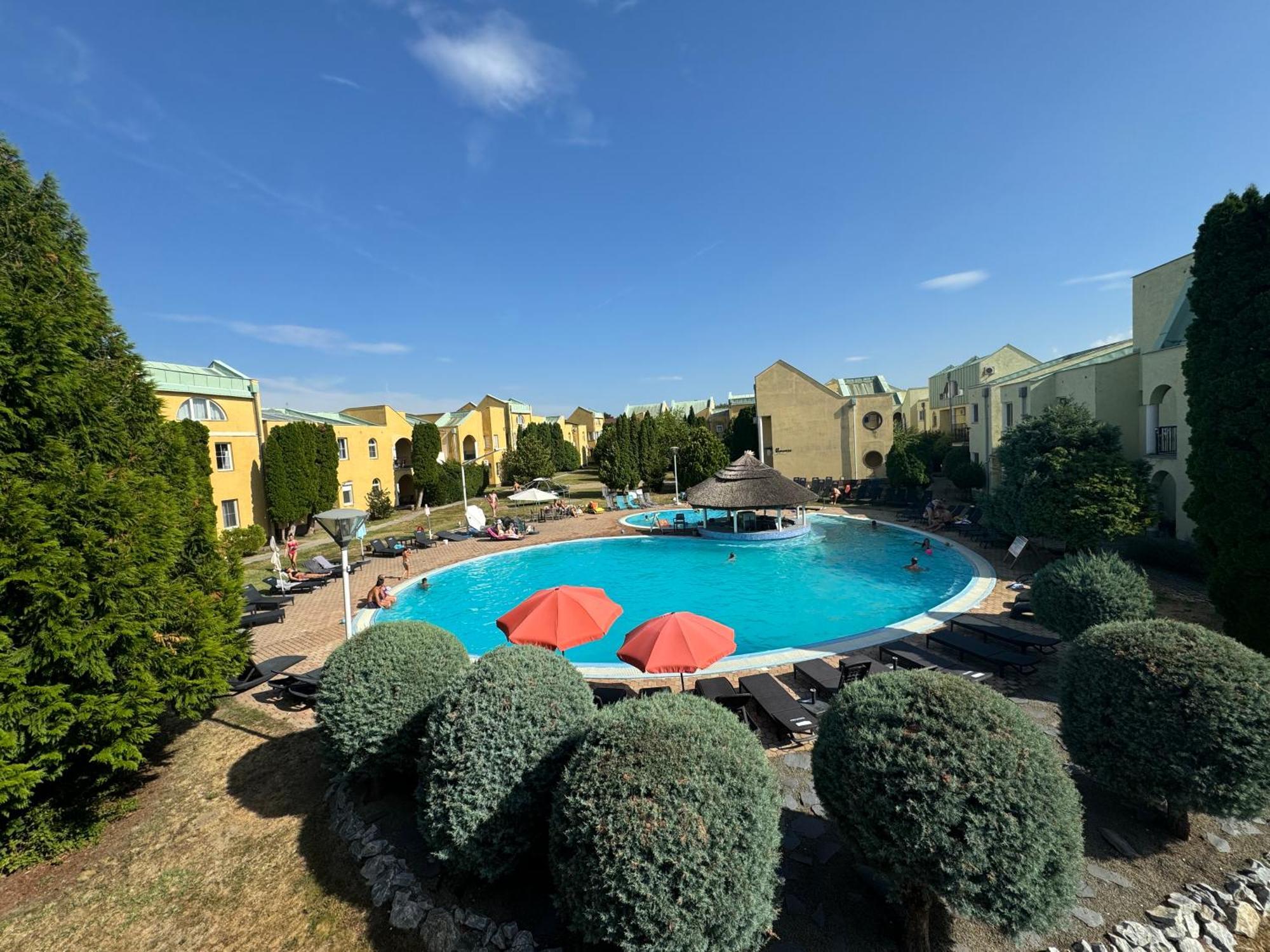Blathy Apartman Siófok Buitenkant foto